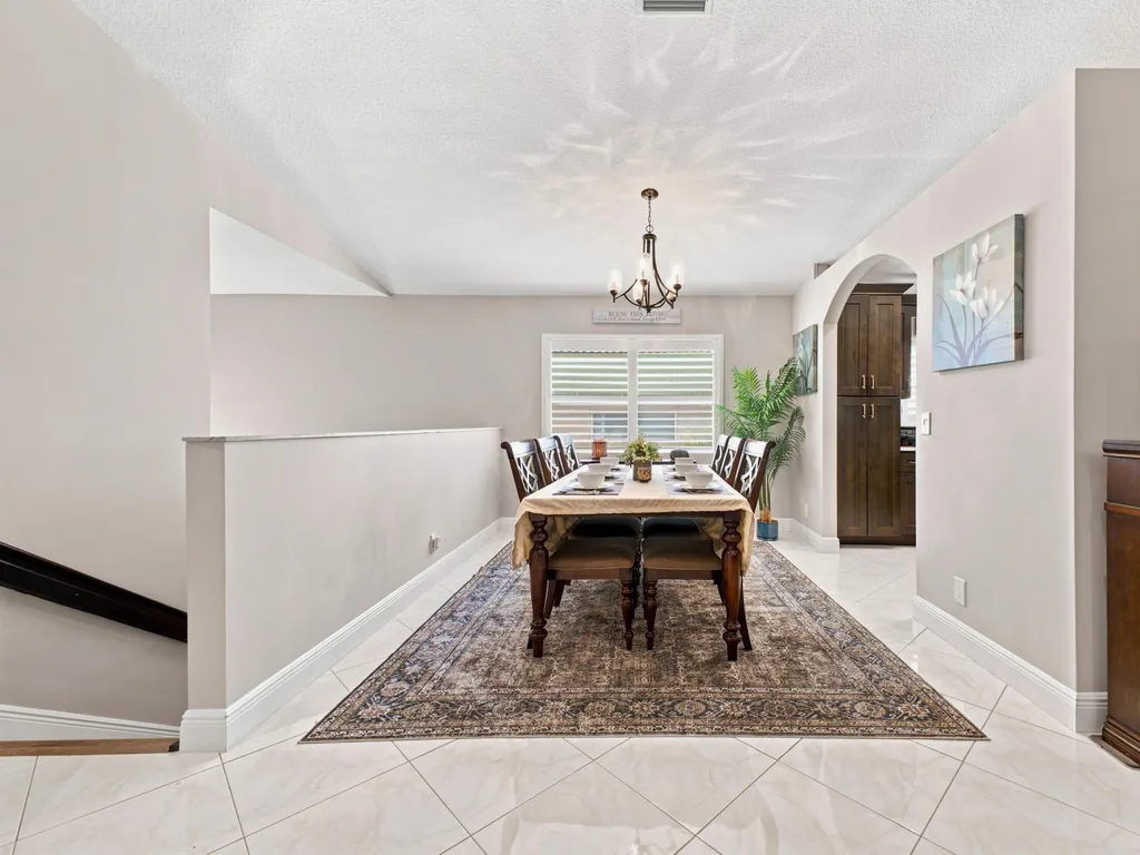 7960 Laina Lane Boynton Beach FL 33437