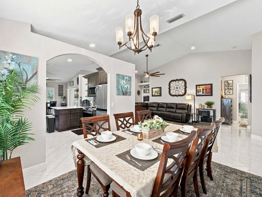 7960 Laina Lane Boynton Beach FL 33437