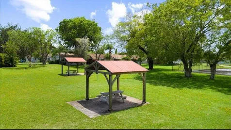 5545 N Lakewood Circle N Margate FL 33063