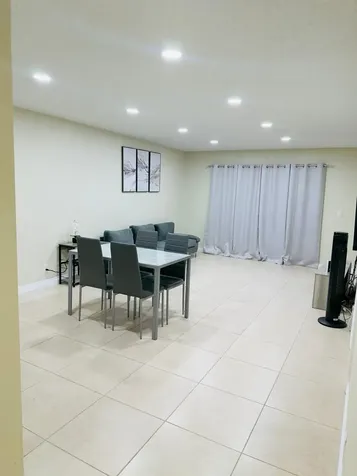 5545 N Lakewood Circle N Margate FL 33063