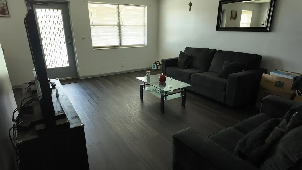 326 Chatham P West Palm Beach FL 33417