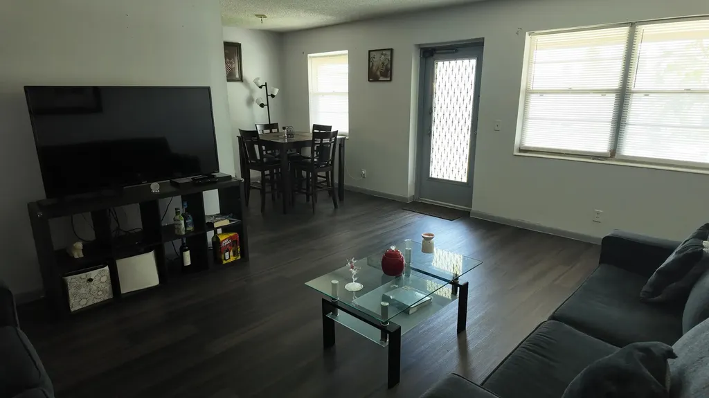326 Chatham P West Palm Beach FL 33417