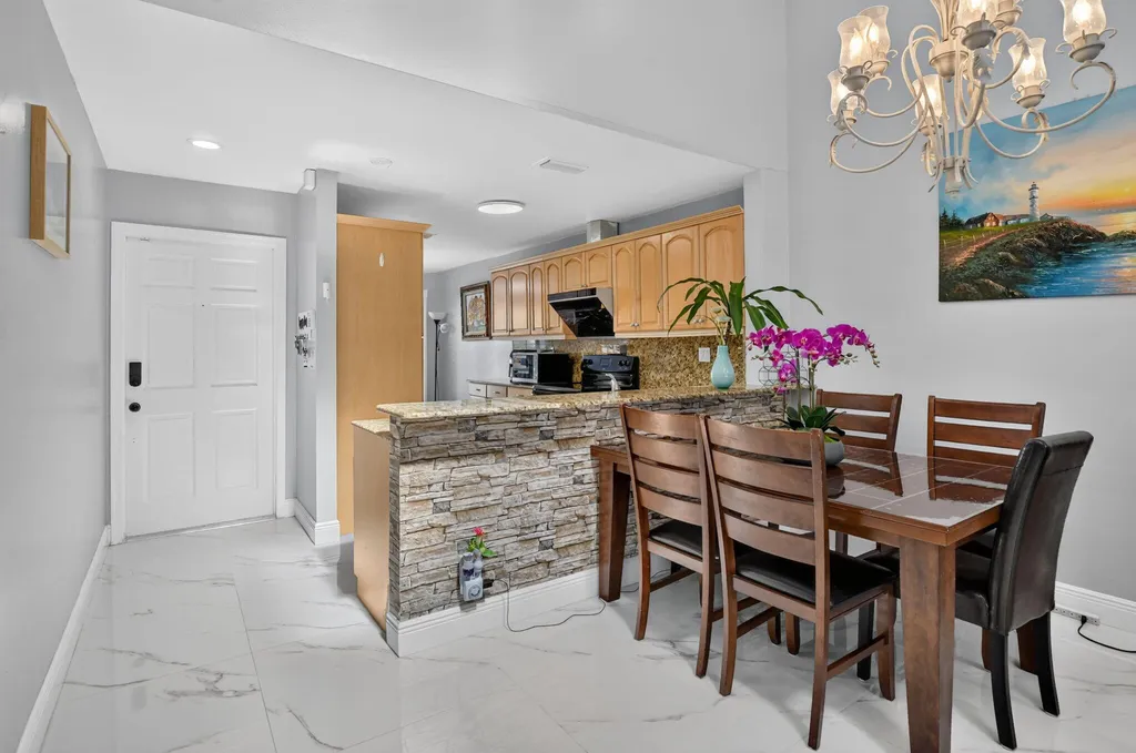4460 NE 5th Avenue Boca Raton FL 33431