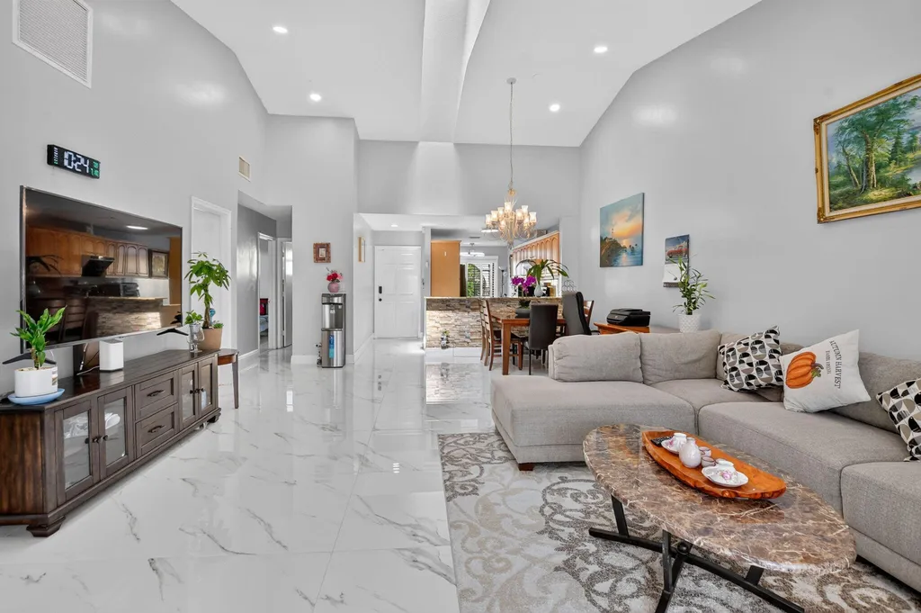 4460 NE 5th Avenue Boca Raton FL 33431