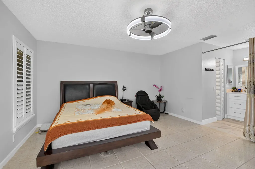 4460 NE 5th Avenue Boca Raton FL 33431