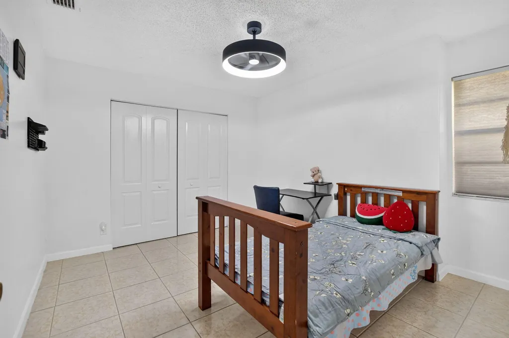 4460 NE 5th Avenue Boca Raton FL 33431