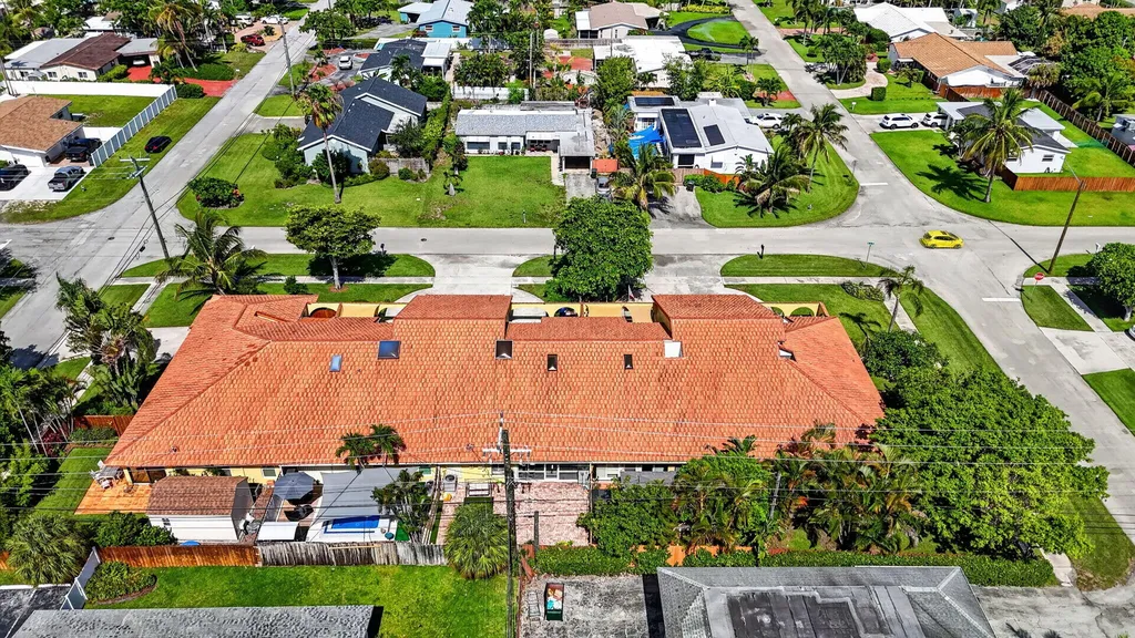 4460 NE 5th Avenue Boca Raton FL 33431