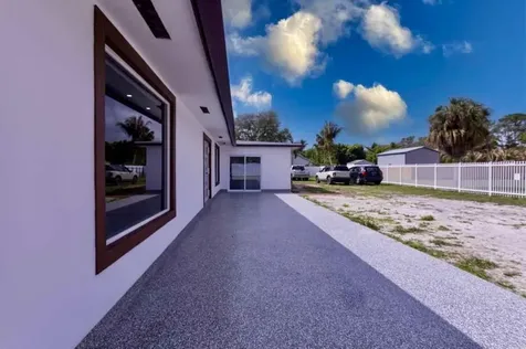 696 Arlington Drive West Palm Beach FL 33415