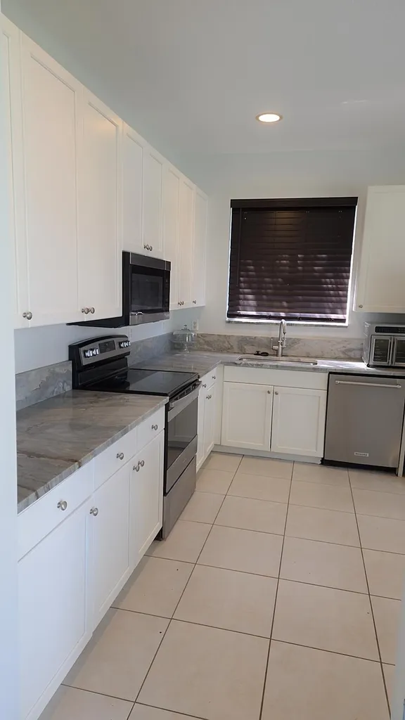 9517 SW Flowermound Circle Port St Lucie FL 34987