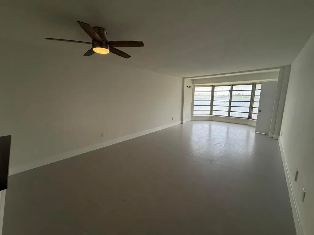 1300 NE 191st Street Miami FL 33179