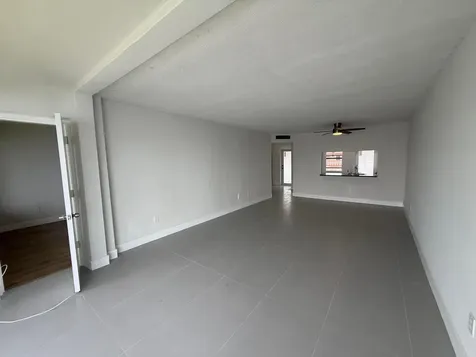 1300 NE 191st Street Miami FL 33179