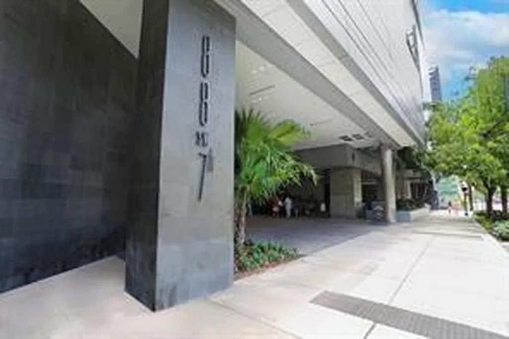 88 SW 7th Street Miami FL 33130