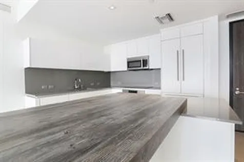 88 SW 7th Street Miami FL 33130