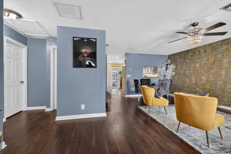 5639 Ithaca Circle E Lake Worth FL 33463