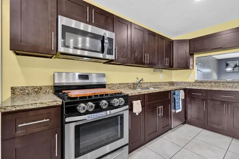 5639 Ithaca Circle E Lake Worth FL 33463