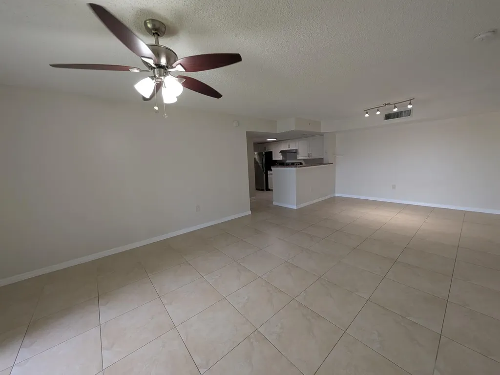 5011 Wiles Road Coconut Creek FL 33073