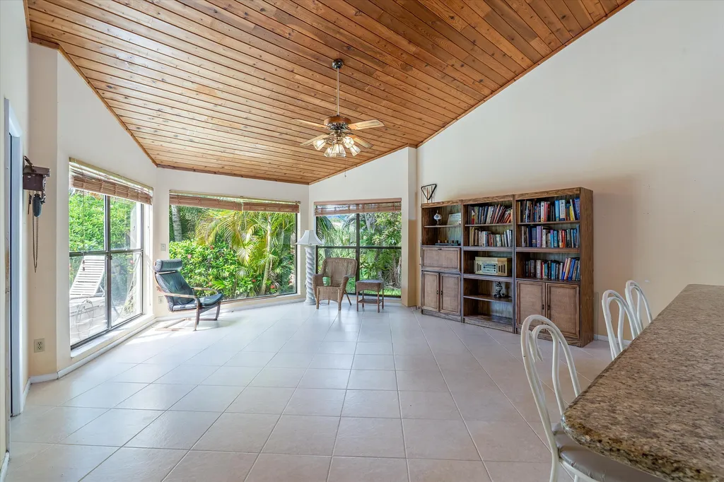 8660 NW 54th Street Coral Springs FL 33067