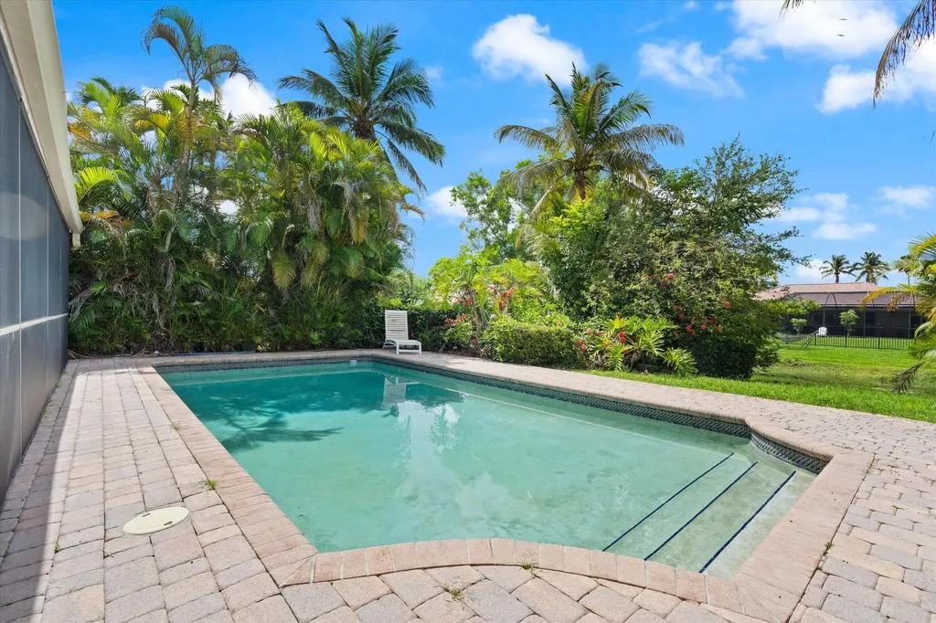 8660 NW 54th Street Coral Springs FL 33067