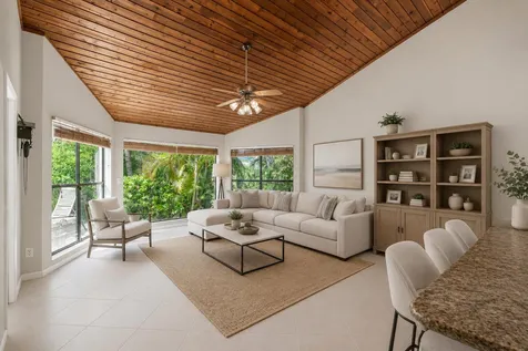 8660 NW 54th Street Coral Springs FL 33067