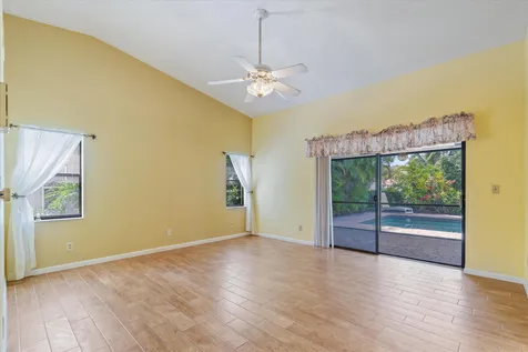 8660 NW 54th Street Coral Springs FL 33067