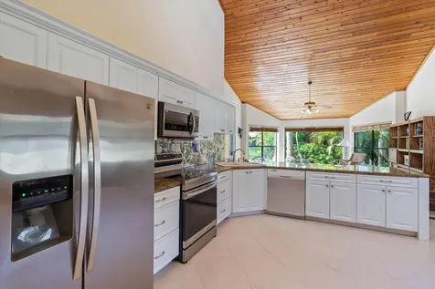 8660 NW 54th Street Coral Springs FL 33067
