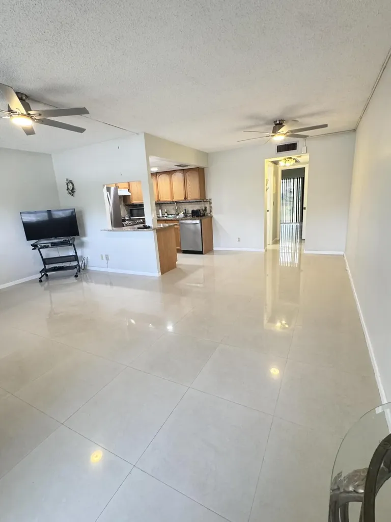 1036 Harwood D Deerfield Beach FL 33442