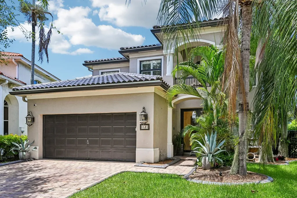 1121 Center Stone Lane Riviera Beach FL 33404