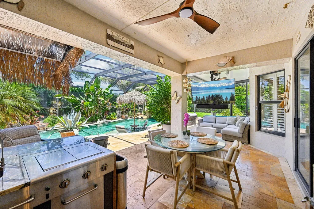 1121 Center Stone Lane Riviera Beach FL 33404