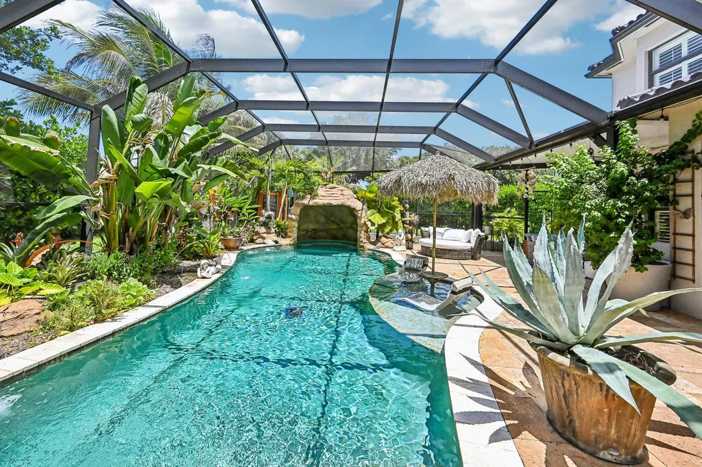 1121 Center Stone Lane Riviera Beach FL 33404