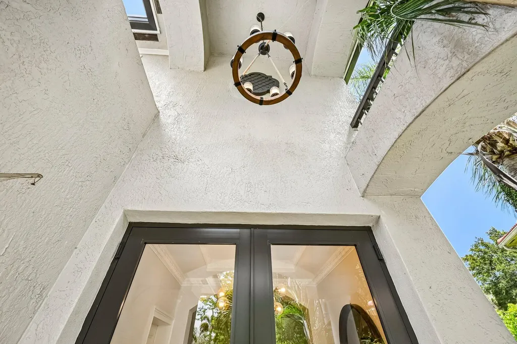 1121 Center Stone Lane Riviera Beach FL 33404