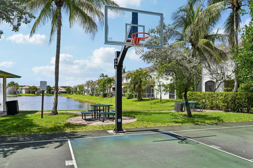 1121 Center Stone Lane Riviera Beach FL 33404