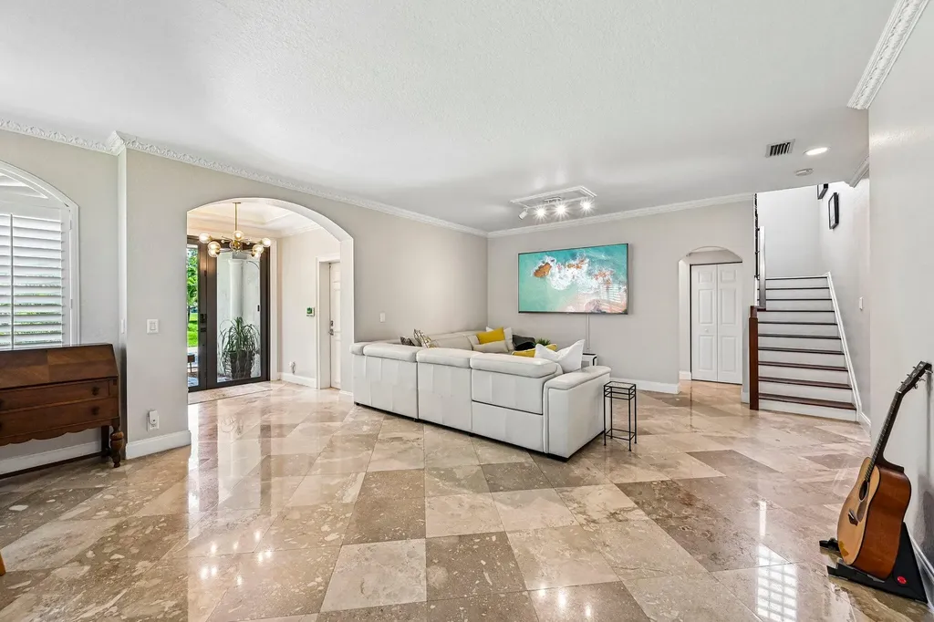 1121 Center Stone Lane Riviera Beach FL 33404