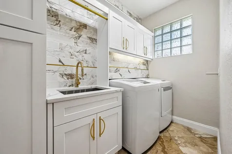 1121 Center Stone Lane Riviera Beach FL 33404