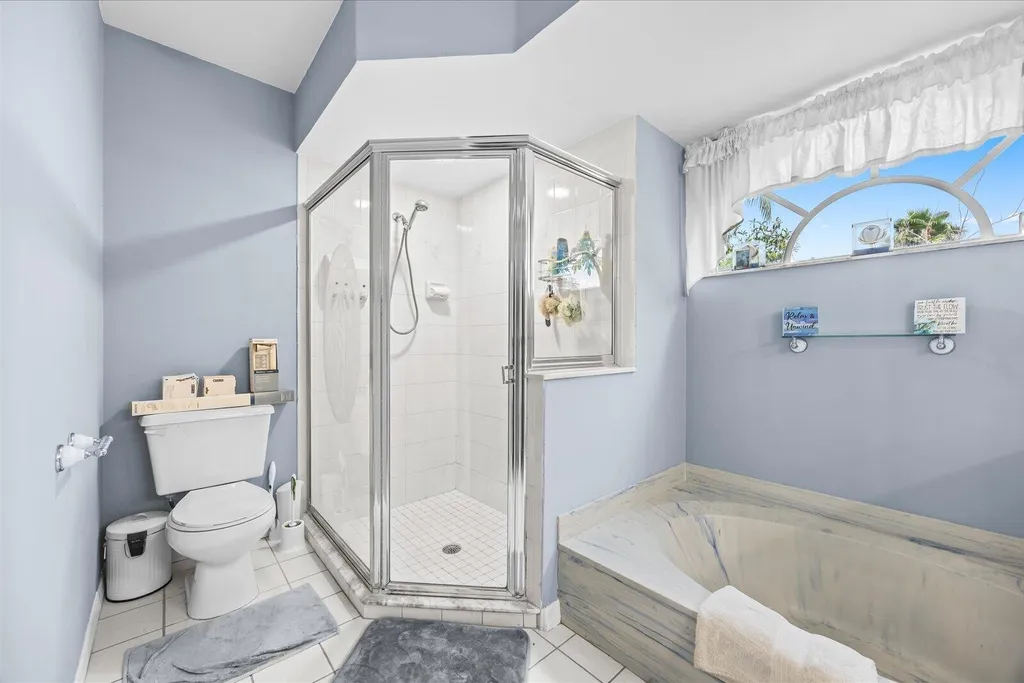 2711 SE Fall Street Port St Lucie FL 34984