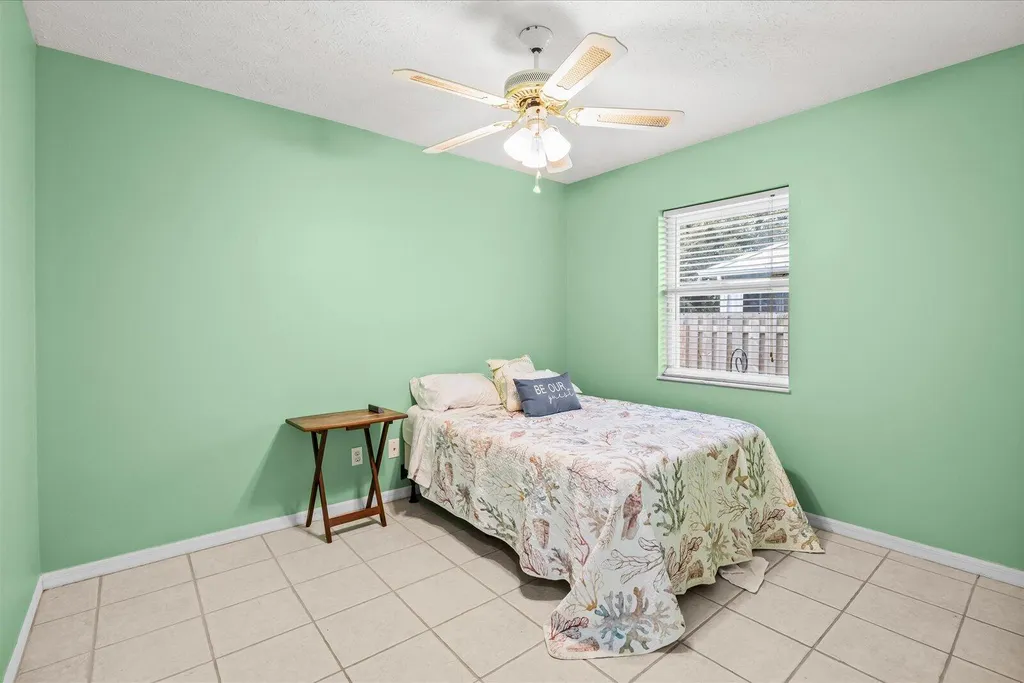 2711 SE Fall Street Port St Lucie FL 34984