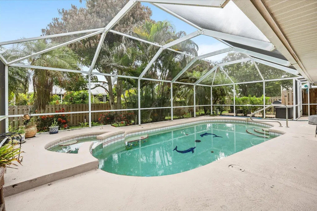 2711 SE Fall Street Port St Lucie FL 34984