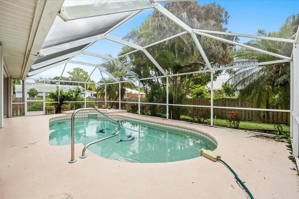 2711 SE Fall Street Port St Lucie FL 34984