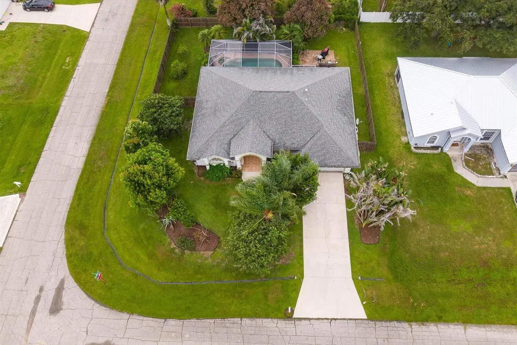 2711 SE Fall Street Port St Lucie FL 34984
