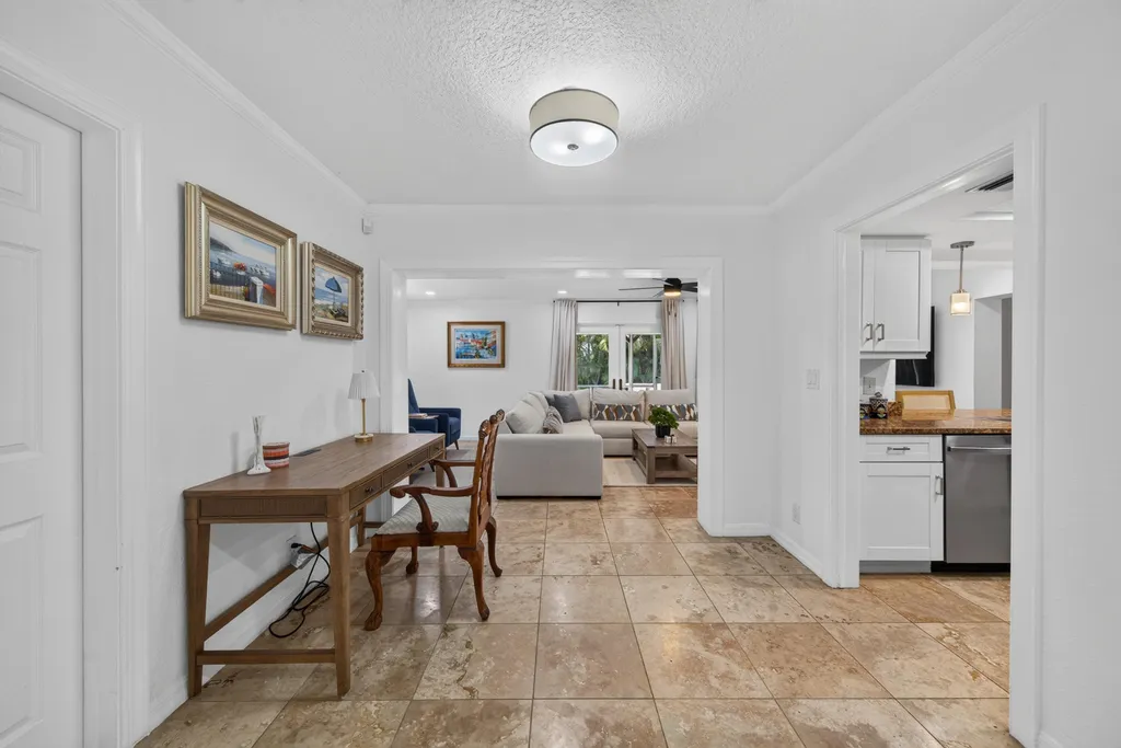 4431 NE 28th Avenue Lighthouse Point FL 33064