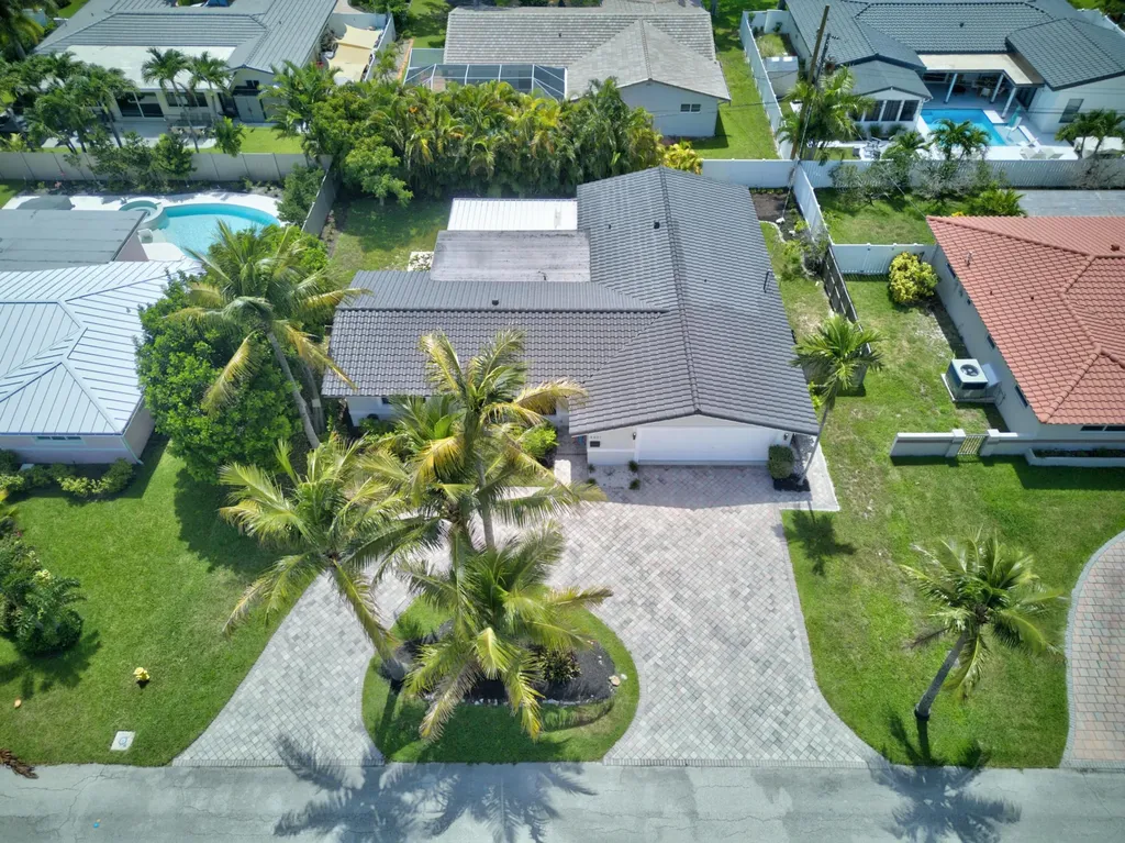 4431 NE 28th Avenue Lighthouse Point FL 33064