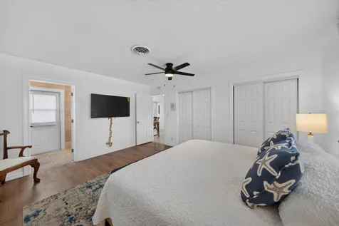 4431 NE 28th Avenue Lighthouse Point FL 33064