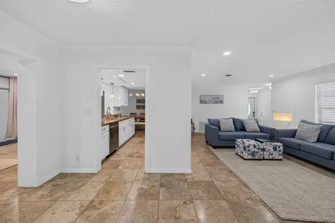4431 NE 28th Avenue Lighthouse Point FL 33064