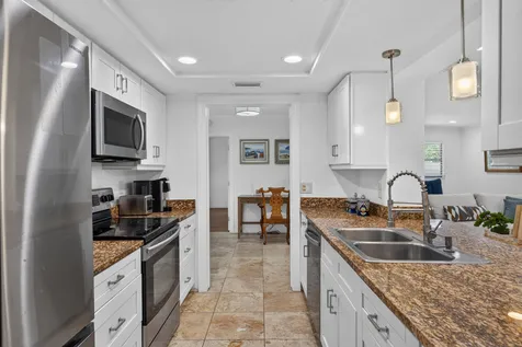4431 NE 28th Avenue Lighthouse Point FL 33064
