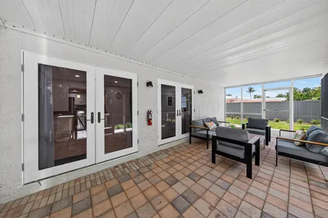 4431 NE 28th Avenue Lighthouse Point FL 33064