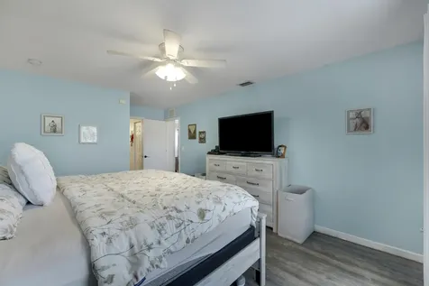 572 SW Bacon Terrace Port St Lucie FL 34953