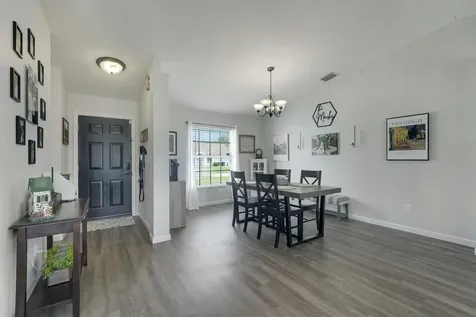 572 SW Bacon Terrace Port St Lucie FL 34953