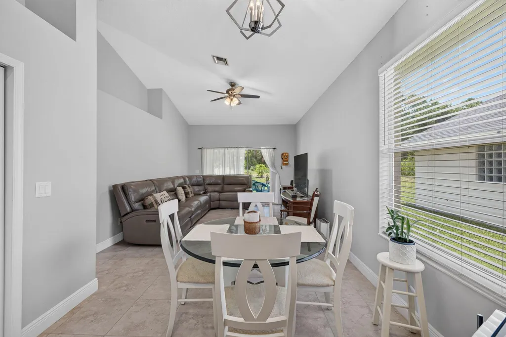 9760 Palm Breezes Drive Fort Pierce FL 34945