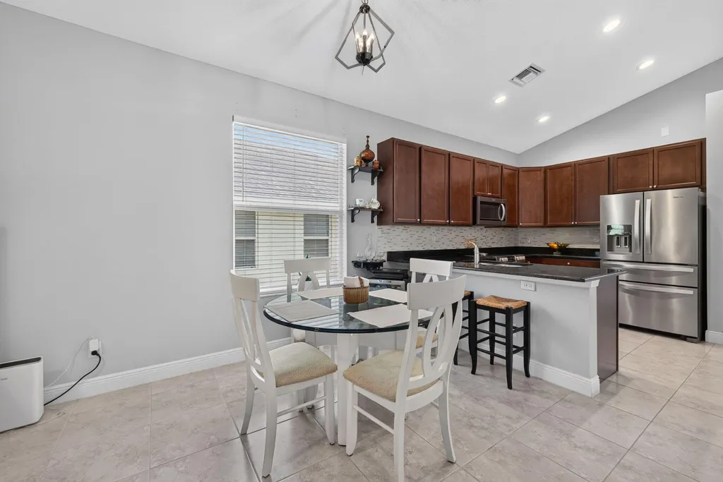 9760 Palm Breezes Drive Fort Pierce FL 34945