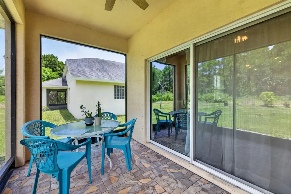 9760 Palm Breezes Drive Fort Pierce FL 34945
