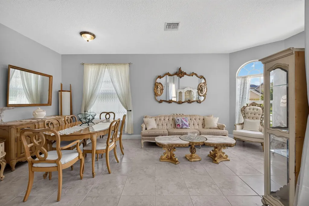 9760 Palm Breezes Drive Fort Pierce FL 34945